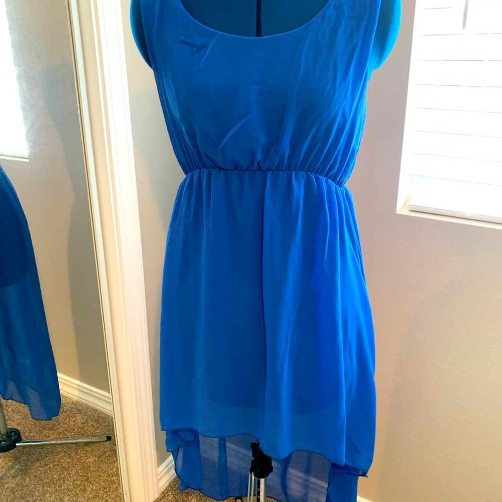 Blue sleeves tunic